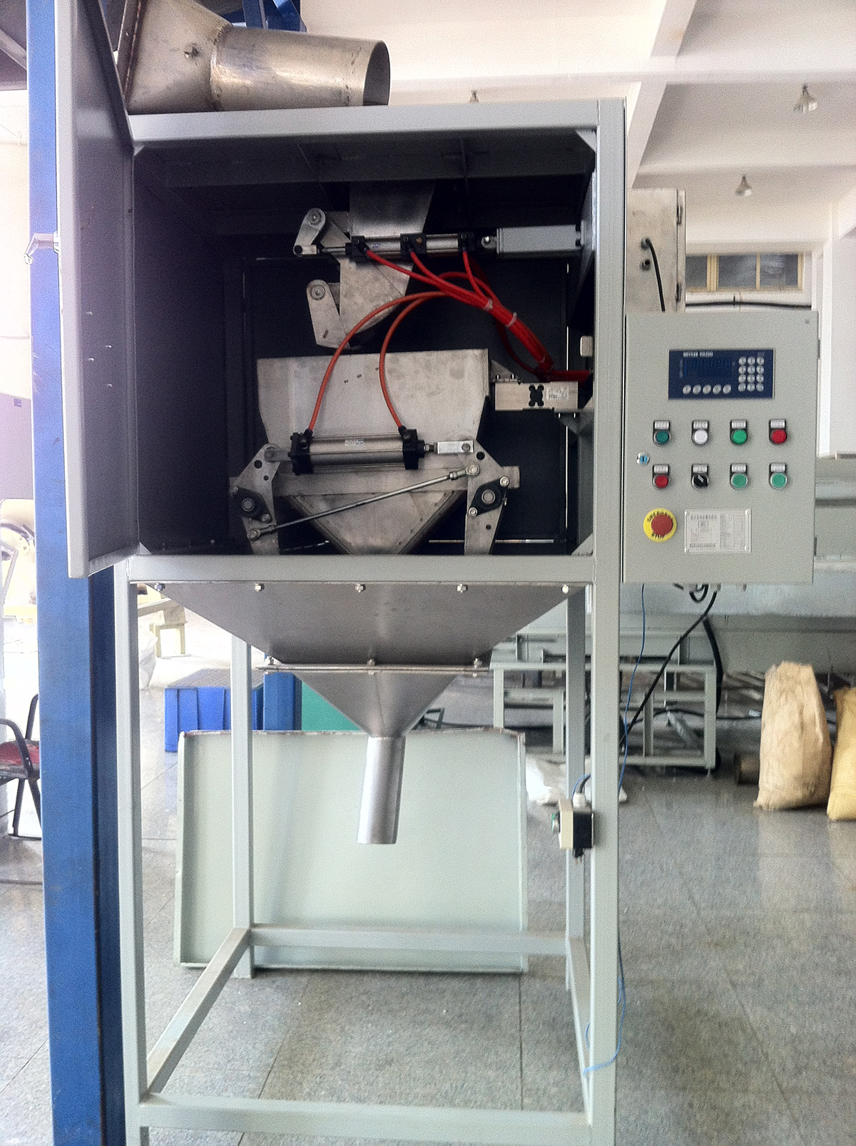 煙臺DCT50-F-FK2閥口敞口兩用包裝機